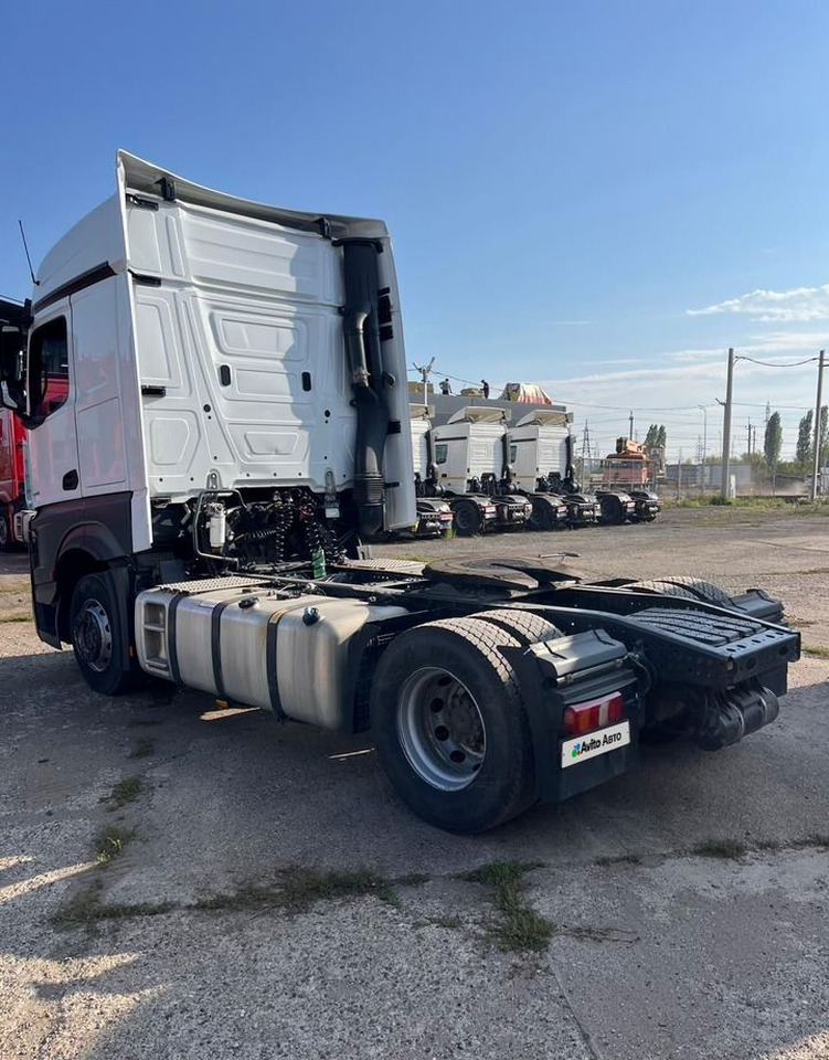 Тягач Mercedes-Benz Actros: фото 6