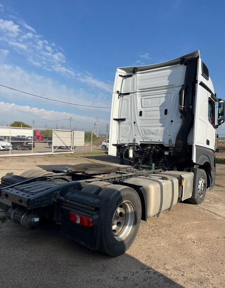 Mercedes-Benz Actros - Тягач: фото 4 Mercedes-Benz Actros - Тягач: фото 4