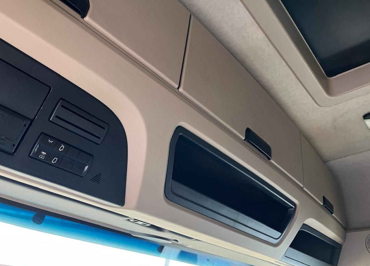 Тягач Mercedes-Benz Actros: фото 7