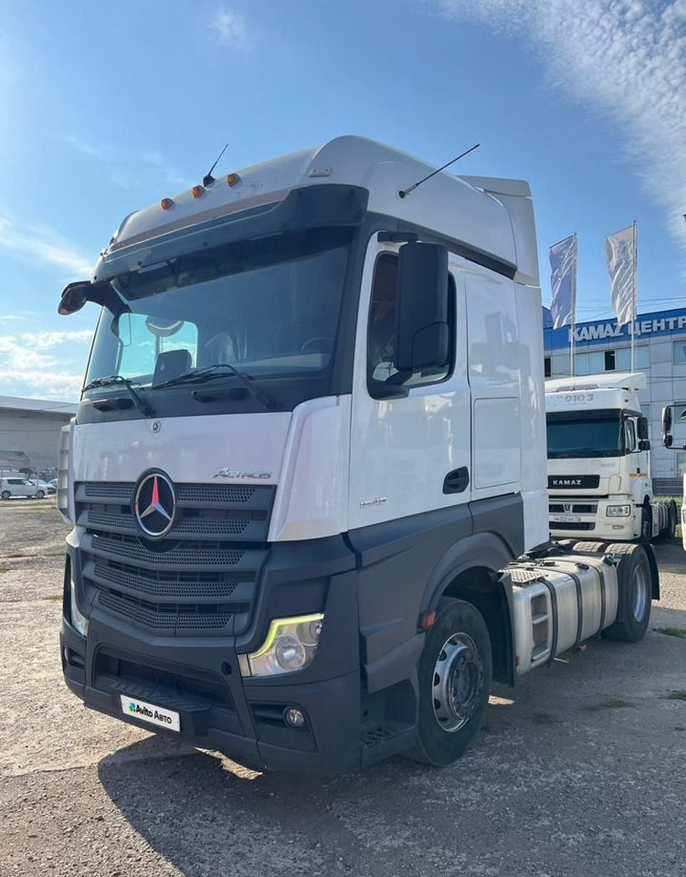 Mercedes-Benz Actros - Тягач: фото 1 Mercedes-Benz Actros - Тягач: фото 1