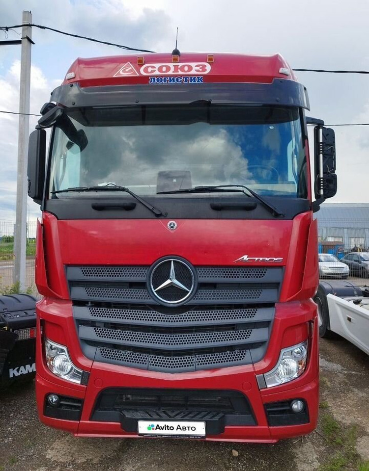 Mercedes-Benz Actros - Тягач: фото 2 Mercedes-Benz Actros - Тягач: фото 2