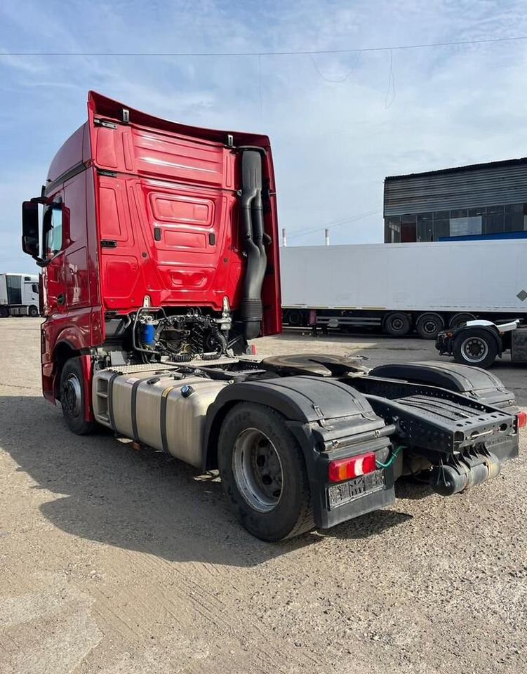 Mercedes-Benz Actros - Тягач: фото 2 Mercedes-Benz Actros - Тягач: фото 2