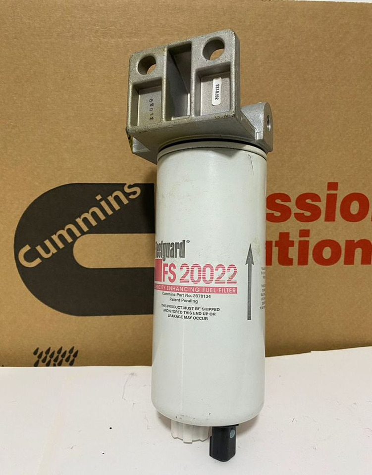 Cummins 3951006S фильтр топливный FS20022 - Топливный фильтр: фото 1 Cummins 3951006S фильтр топливный FS20022 - Топливный фильтр: фото 1
