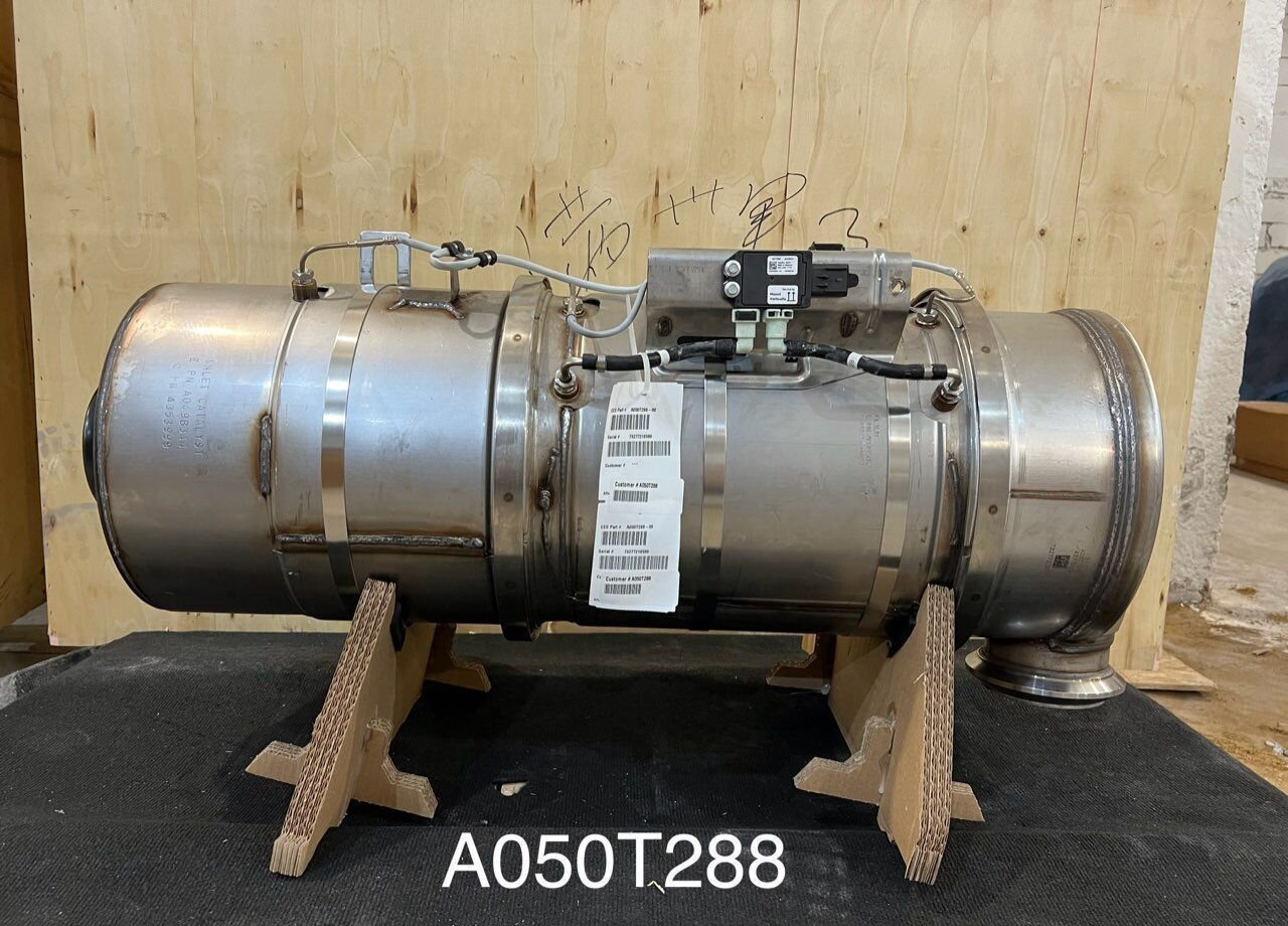 Cummins Блок очистки отработавших газов Cummins 4377582 - Выхлопная система: фото 1 Cummins Блок очистки отработавших газов Cummins 4377582 - Выхлопная система: фото 1