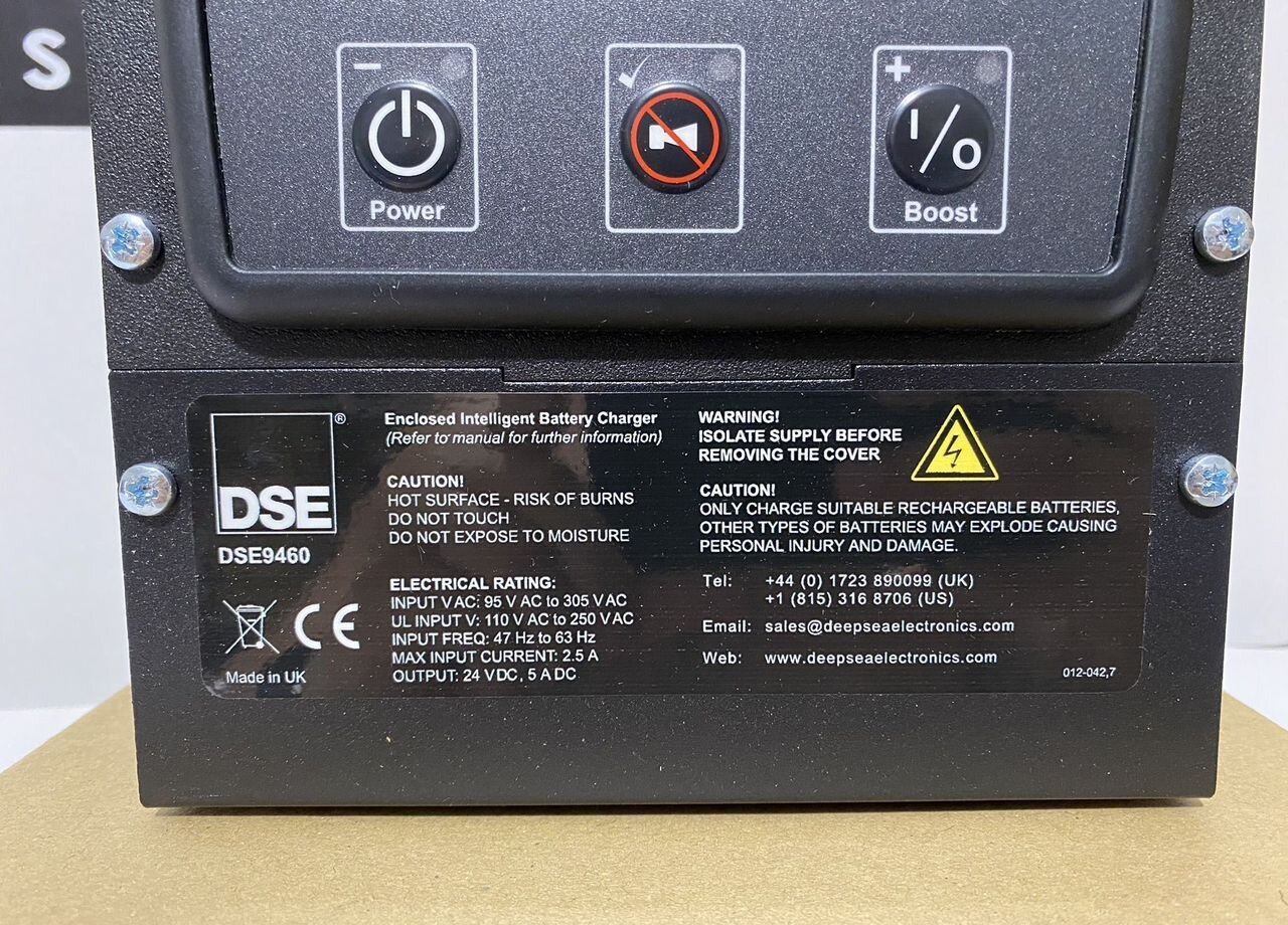 Cummins Зарядное устройство 0416-1181-02 24v 5a DSE 9460 - Электрическая система: фото 2 Cummins Зарядное устройство 0416-1181-02 24v 5a DSE 9460 - Электрическая система: фото 2