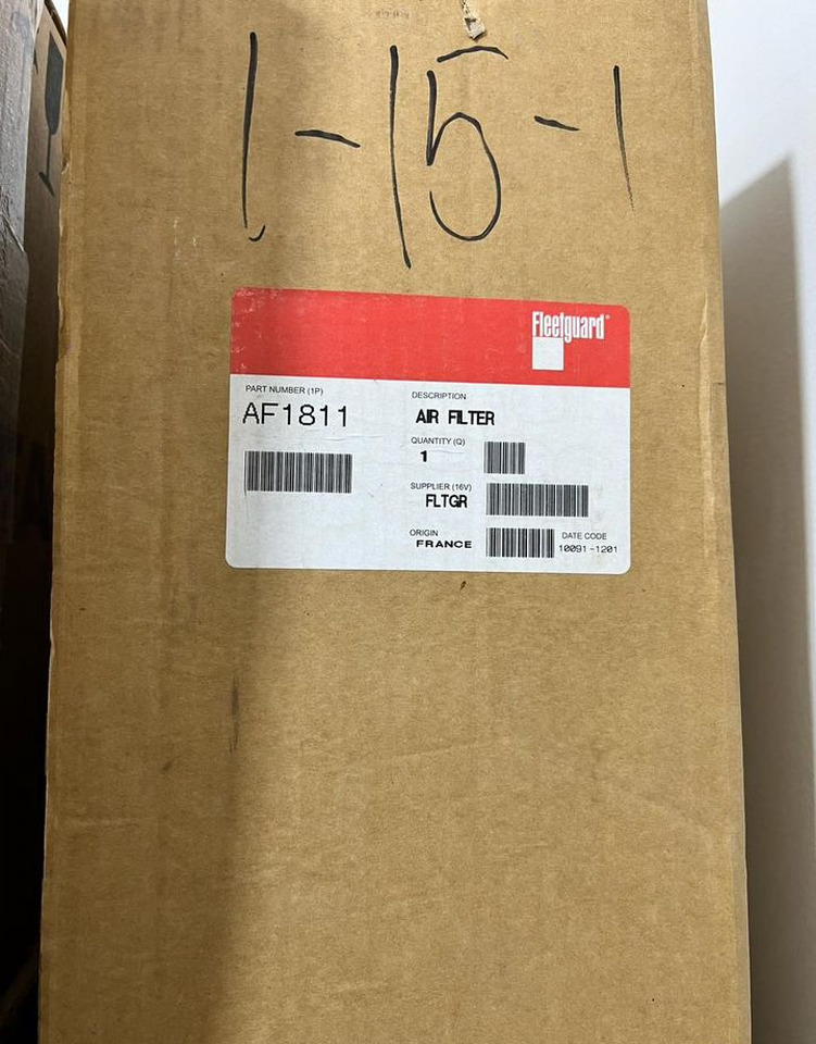 Fleetguard AF1811 Воздушный фильтр Fleetguard - Воздушный фильтр: фото 1 Fleetguard AF1811 Воздушный фильтр Fleetguard - Воздушный фильтр: фото 1