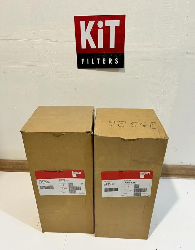 Fleetguard AF25526 Воздушный фильтр Fleetguard - Воздушный фильтр: фото 1 Fleetguard AF25526 Воздушный фильтр Fleetguard - Воздушный фильтр: фото 1