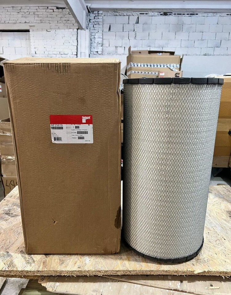 Fleetguard AF25619 Воздушный фильтр Fleetguard - Воздушный фильтр: фото 1 Fleetguard AF25619 Воздушный фильтр Fleetguard - Воздушный фильтр: фото 1