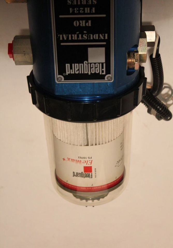 Fleetguard FH234 топливный сепаратор Fleetguard - Топливный фильтр: фото 4 Fleetguard FH234 топливный сепаратор Fleetguard - Топливный фильтр: фото 4