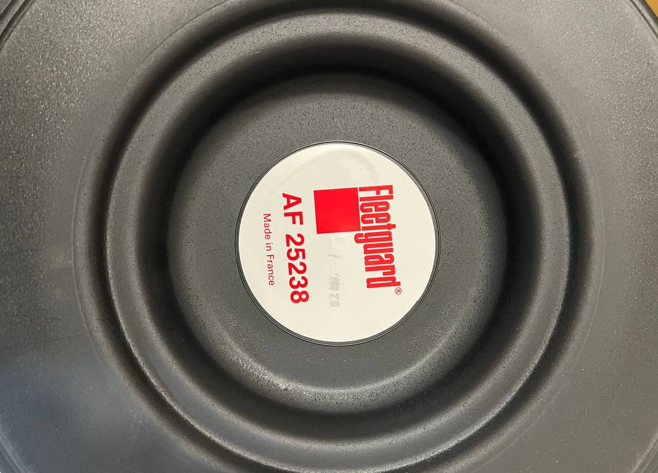 Fleetguard Фильтр воздушный для Volvo NH 12 - Воздушный фильтр: фото 2 Fleetguard Фильтр воздушный для Volvo NH 12 - Воздушный фильтр: фото 2