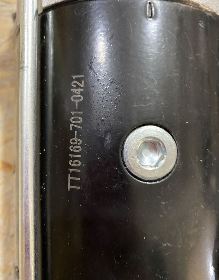 Tesla technics Стартер tesla technics TT16169 - Стартер: фото 2 Tesla technics Стартер tesla technics TT16169 - Стартер: фото 2