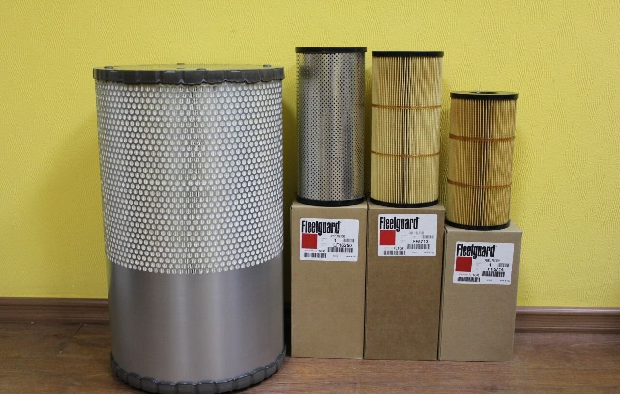 PERKINS P400 Perkins 2306C-e14tag3 комплект фильтров - Запчасти: фото 1 PERKINS P400 Perkins 2306C-e14tag3 комплект фильтров - Запчасти: фото 1