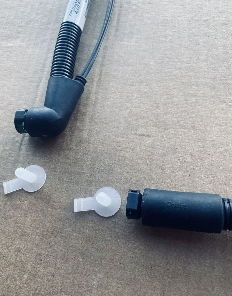 Parker Шланг Adblue с подогревом - Запчасти: фото 5 Parker Шланг Adblue с подогревом - Запчасти: фото 5