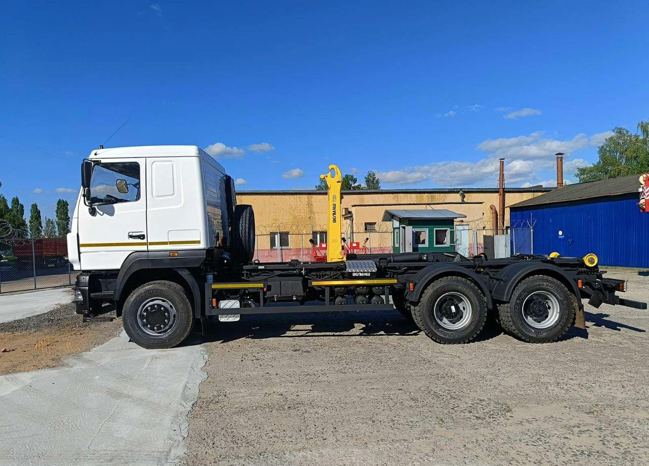 МАЗ 6902С3-011 - Крюковой мультилифт: фото 1 МАЗ 6902С3-011 - Крюковой мультилифт: фото 1