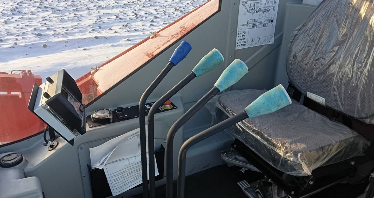 Новый Мобильный кран Зубр КС-55727-Н-12: фото 7