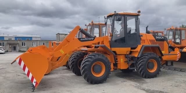 Амкодор 342CX - Колёсный погрузчик: фото 1 Амкодор 342CX - Колёсный погрузчик: фото 1