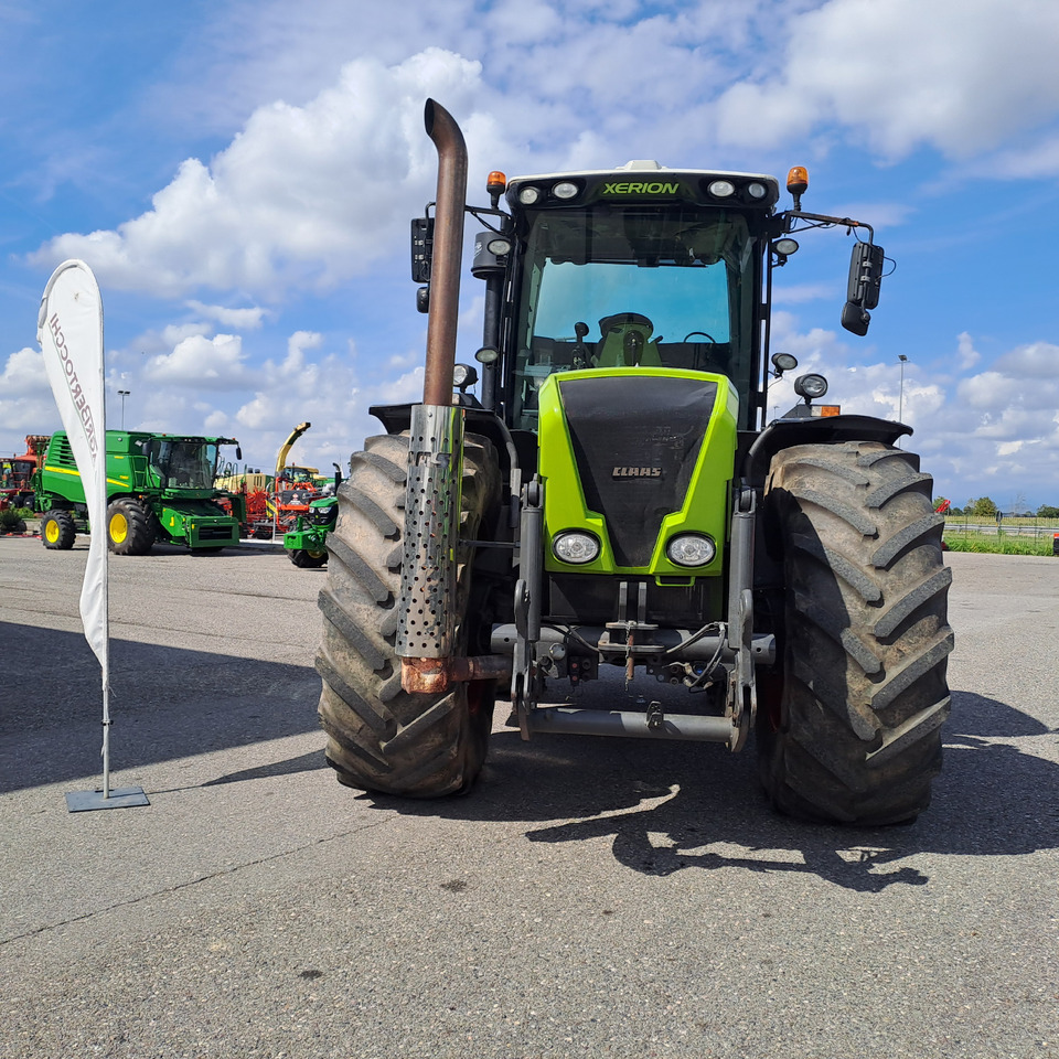 CLAAS XERION 3800 TRAC - Трактор: фото 3 CLAAS XERION 3800 TRAC - Трактор: фото 3