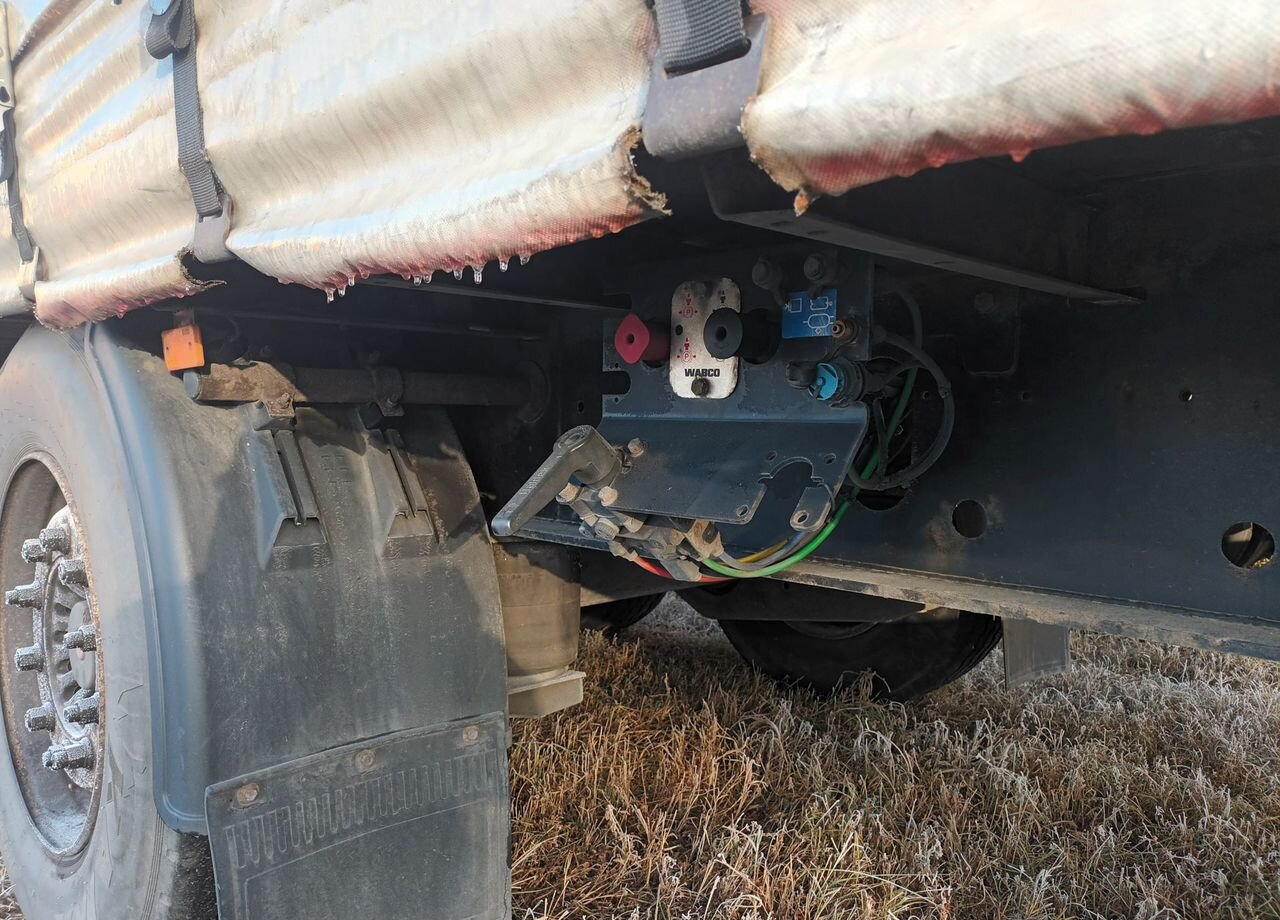 Kogel S24 - Тентованный полуприцеп: фото 5 Kogel S24 - Тентованный полуприцеп: фото 5