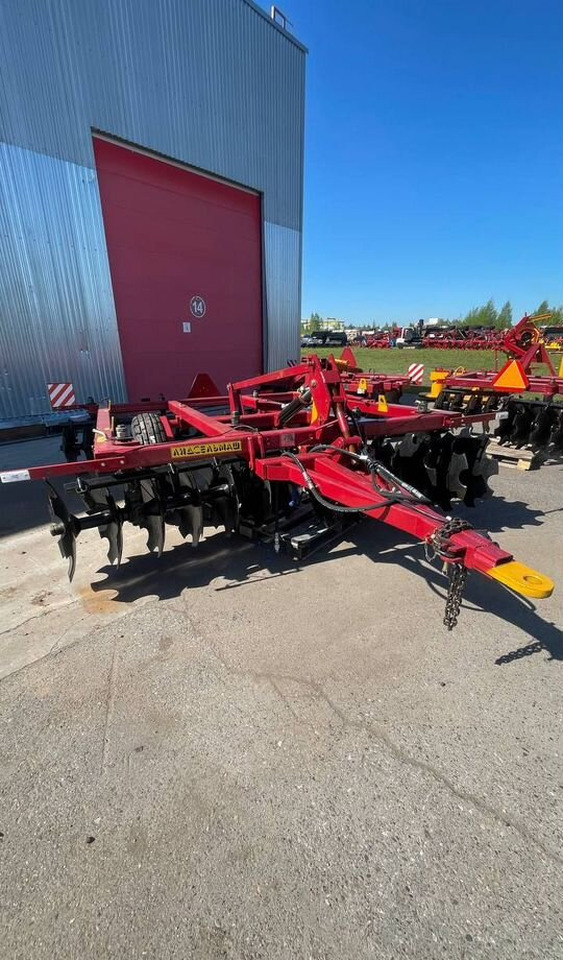 Лидсельмаш Л-113-02 - Дисковая борона: фото 1 Лидсельмаш Л-113-02 - Дисковая борона: фото 1