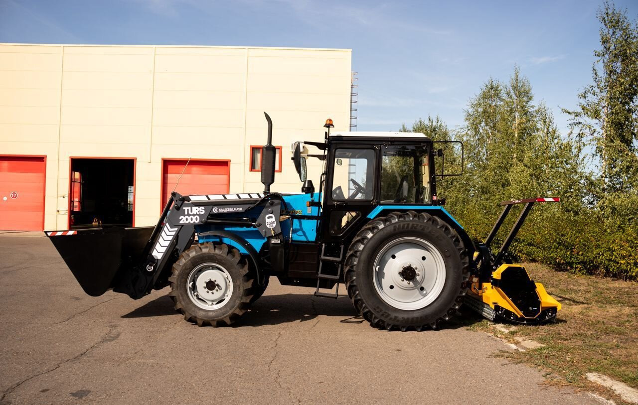 МТЗ (Беларус) 1221.3 - Трактор: фото 4 МТЗ (Беларус) 1221.3 - Трактор: фото 4