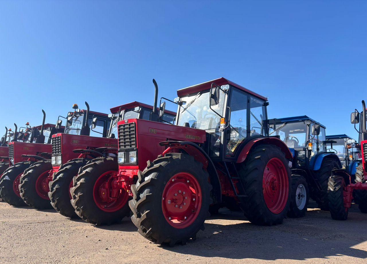 МТЗ (Беларус) 82.1-23/12 - Трактор: фото 3 МТЗ (Беларус) 82.1-23/12 - Трактор: фото 3