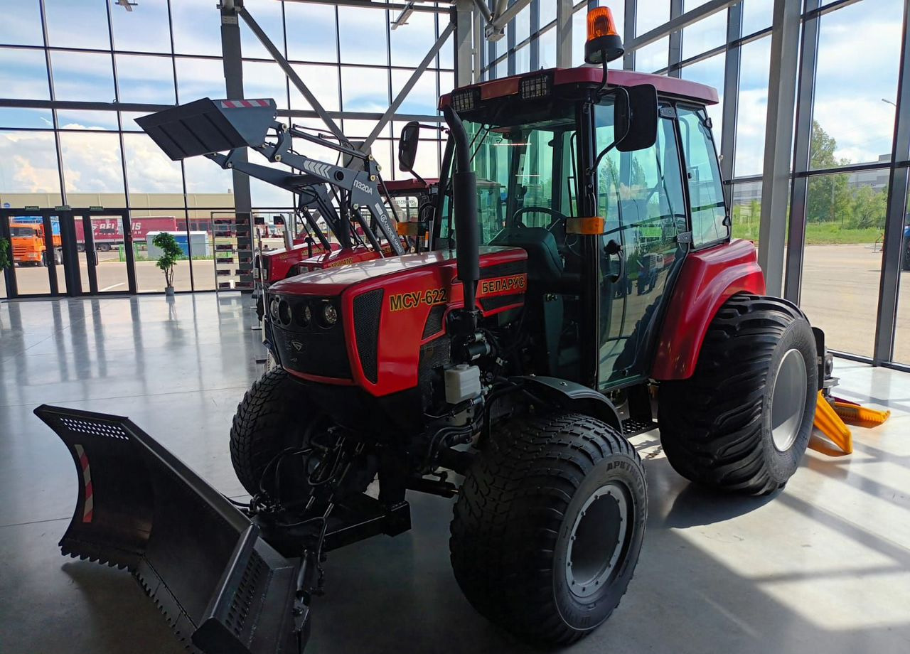 МТЗ (Беларус) BELARUS-622 - Коммунальный трактор: фото 3 МТЗ (Беларус) BELARUS-622 - Коммунальный трактор: фото 3