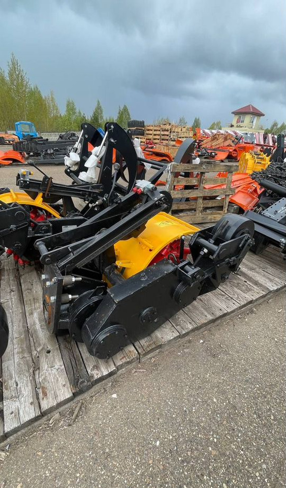 Фреза Дэм-121 (без гху), Дорэлектромаш - Навесное оборудование, Дорожная фреза: фото 2 Фреза Дэм-121 (без гху), Дорэлектромаш - Навесное оборудование, Дорожная фреза: фото 2