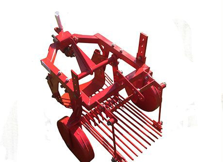 Сморгонский агрегатный завод КФТ-2 - Картофелеуборочный комбайн: фото 1 Сморгонский агрегатный завод КФТ-2 - Картофелеуборочный комбайн: фото 1