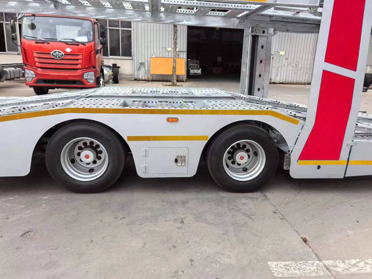 SAS-Trailers 9189ЕА - Полуприцеп-автовоз: фото 3 SAS-Trailers 9189ЕА - Полуприцеп-автовоз: фото 3