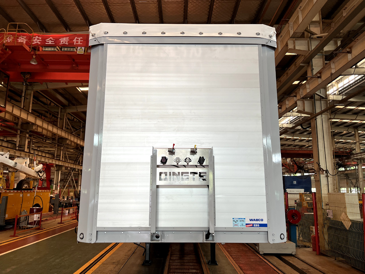 Новый Тентованный полуприцеп SAS Trailers QDT9340TCL: фото 7 Новый Тентованный полуприцеп SAS Trailers QDT9340TCL: фото 7