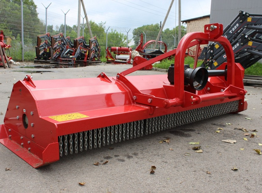 Косилка Metal-Fach Z-022/5 мульчерная 2 м. с опорными колесами и молотковыми ножами - Косилка-измельчитель: фото 3 Косилка Metal-Fach Z-022/5 мульчерная 2 м. с опорными колесами и молотковыми ножами - Косилка-измельчитель: фото 3
