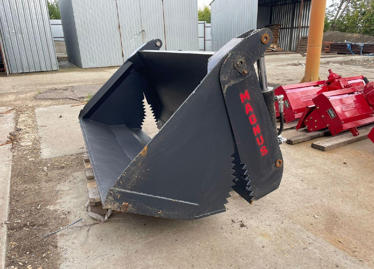 Ковш челюстной 0,7м(Magnus) на пку - Ковш для погрузчика: фото 1 Ковш челюстной 0,7м(Magnus) на пку - Ковш для погрузчика: фото 1