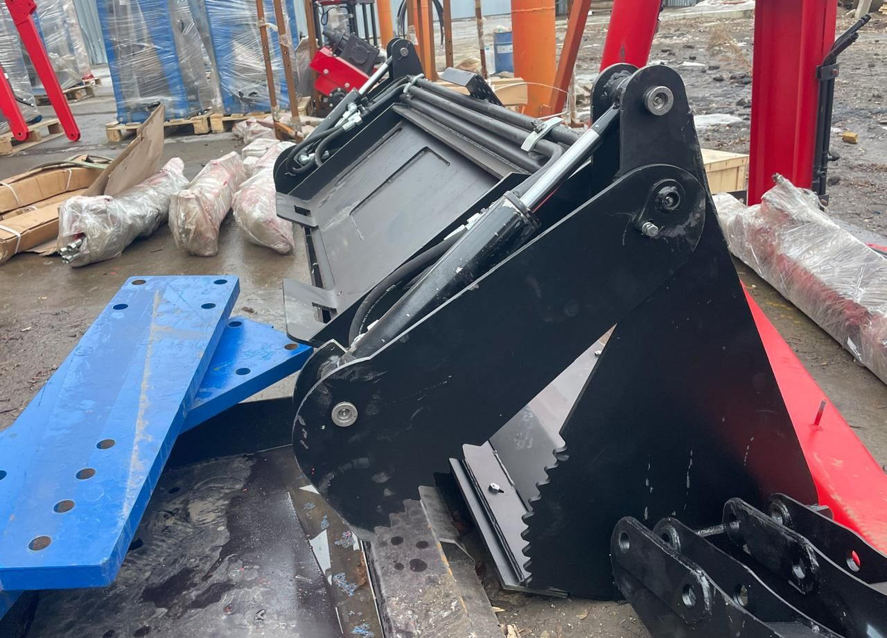 Ковш челюстной Magnus на мини погрузчики - Ковш для погрузчика: фото 2 Ковш челюстной Magnus на мини погрузчики - Ковш для погрузчика: фото 2