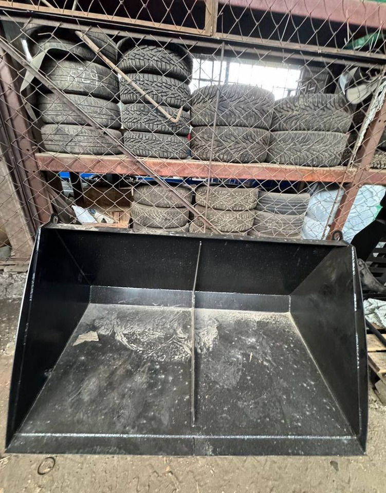 Ковш усиленный на пку / сибтранснаб - Ковш для погрузчика: фото 2 Ковш усиленный на пку / сибтранснаб - Ковш для погрузчика: фото 2