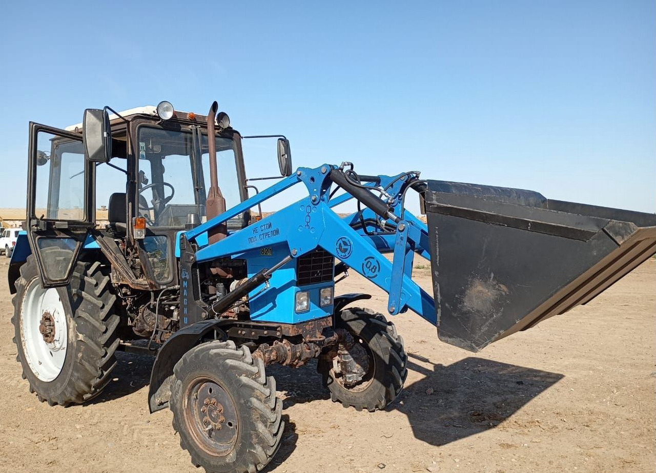 Magnus КУН 10 (ПКУ-0,8) - Фронтальный погрузчик для трактора: фото 1 Magnus КУН 10 (ПКУ-0,8) - Фронтальный погрузчик для трактора: фото 1