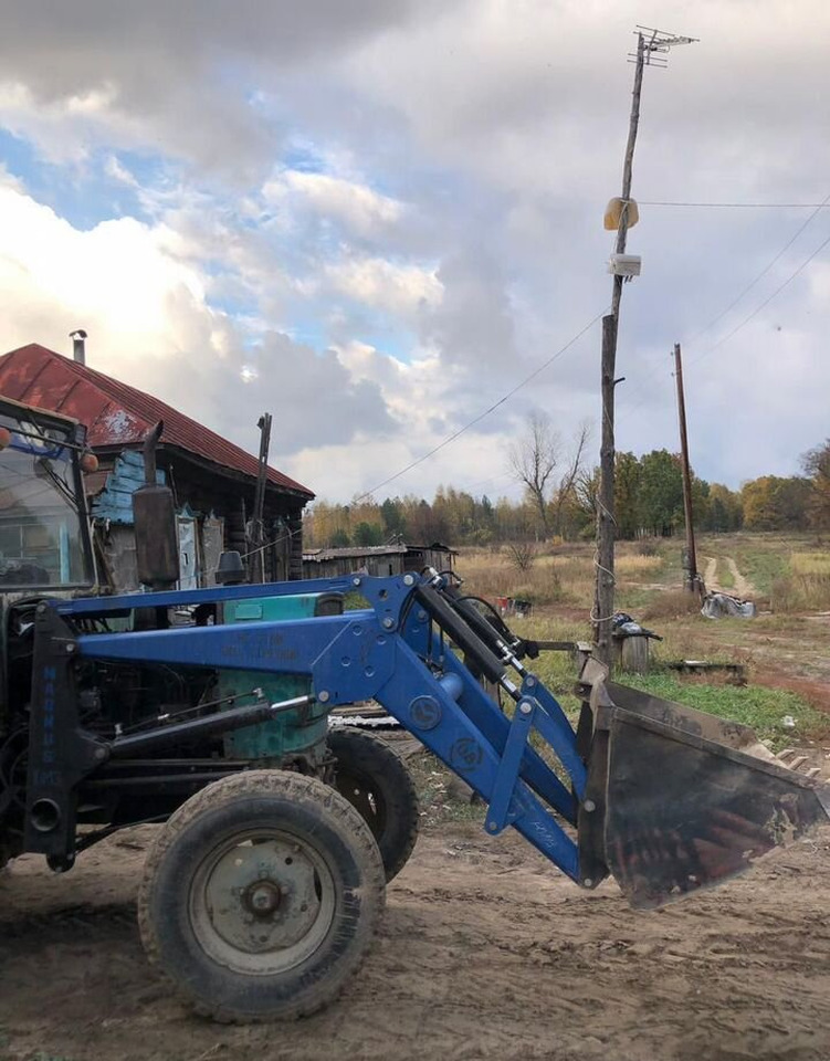 Magnus КУН 10 (ПКУ-0,8) - Фронтальный погрузчик для трактора: фото 3 Magnus КУН 10 (ПКУ-0,8) - Фронтальный погрузчик для трактора: фото 3