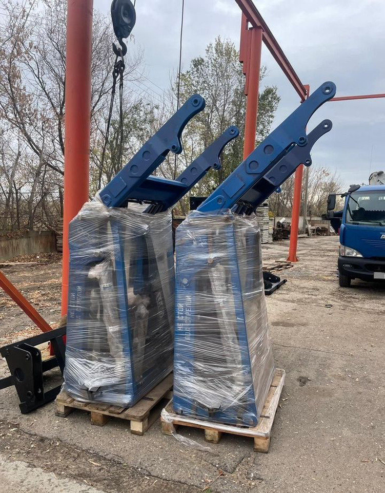 Magnus ПФУ-1,0 «ЛЕСНИК» - Фронтальный погрузчик для трактора: фото 3 Magnus ПФУ-1,0 «ЛЕСНИК» - Фронтальный погрузчик для трактора: фото 3