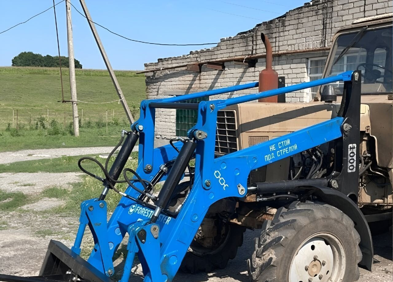 Magnus ПФУ-1,0 «ЛЕСНИК» - Фронтальный погрузчик для трактора: фото 1 Magnus ПФУ-1,0 «ЛЕСНИК» - Фронтальный погрузчик для трактора: фото 1