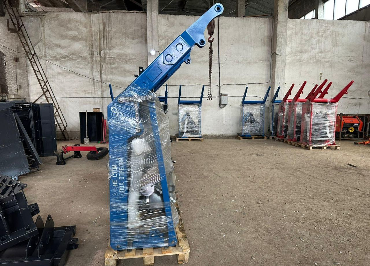 Magnus ПФУ-1,0 «ЛЕСНИК» - Фронтальный погрузчик для трактора: фото 1 Magnus ПФУ-1,0 «ЛЕСНИК» - Фронтальный погрузчик для трактора: фото 1