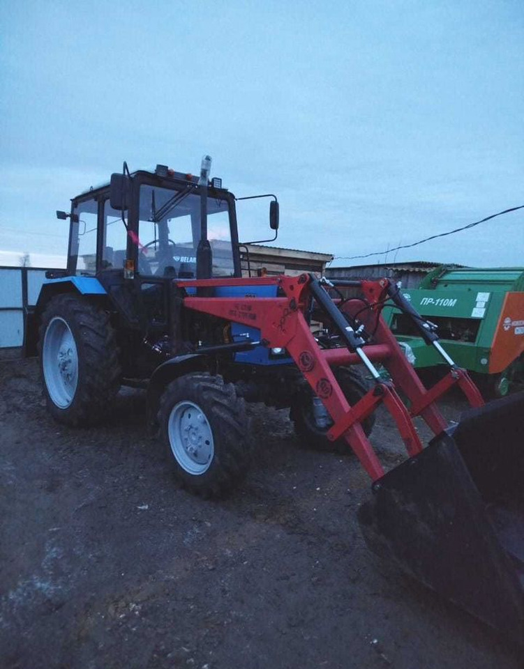 Magnus ПКУ 0.9 - Фронтальный погрузчик для трактора: фото 1 Magnus ПКУ 0.9 - Фронтальный погрузчик для трактора: фото 1