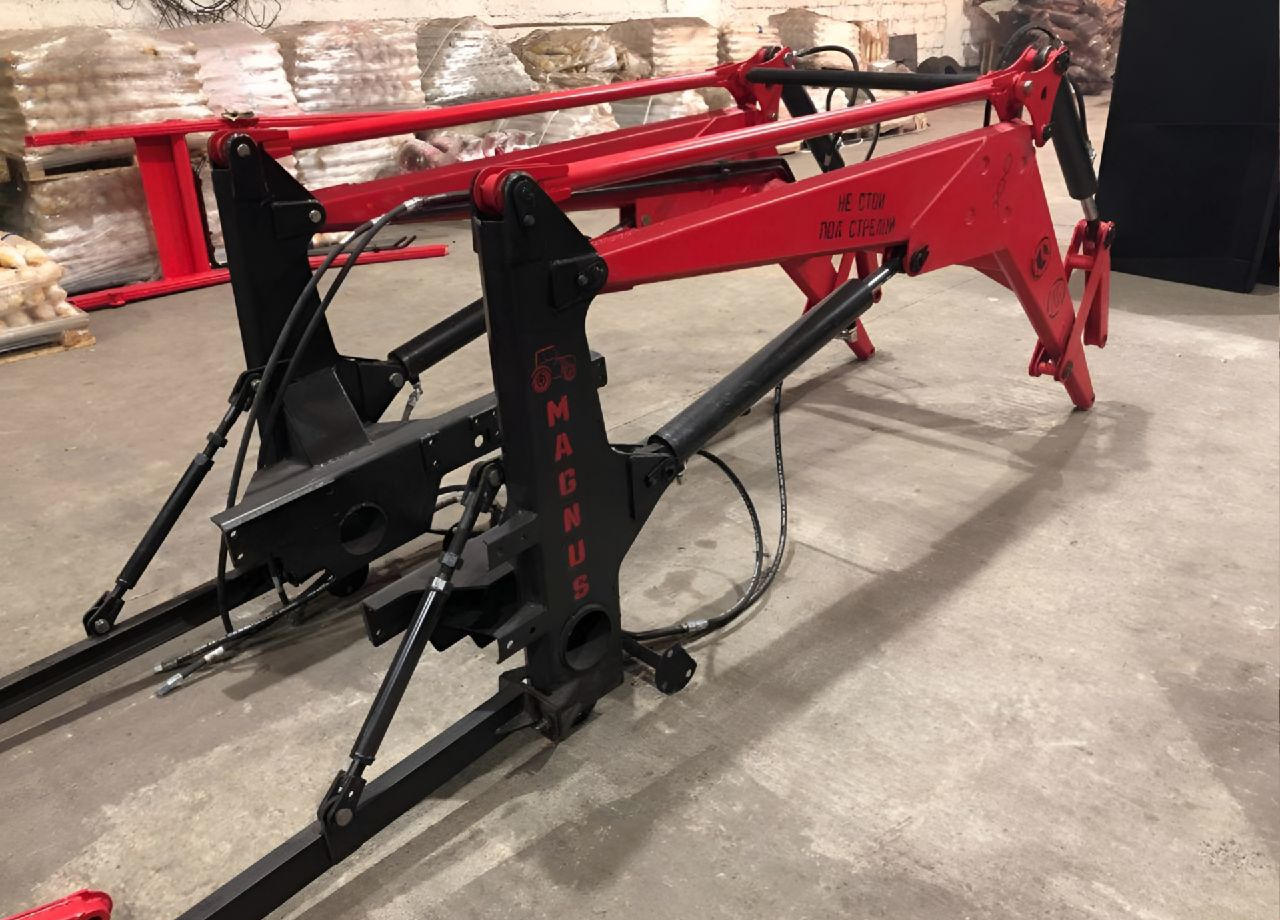 Magnus ПКУ 0.9 - Фронтальный погрузчик для трактора: фото 2 Magnus ПКУ 0.9 - Фронтальный погрузчик для трактора: фото 2