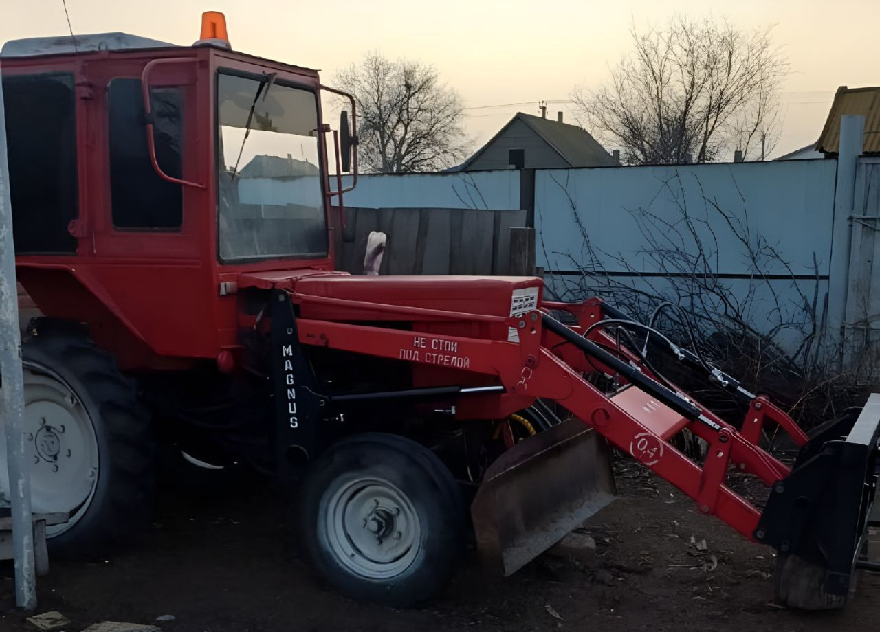 Magnus ПЛ-0,4 - Фронтальный погрузчик для трактора: фото 3 Magnus ПЛ-0,4 - Фронтальный погрузчик для трактора: фото 3