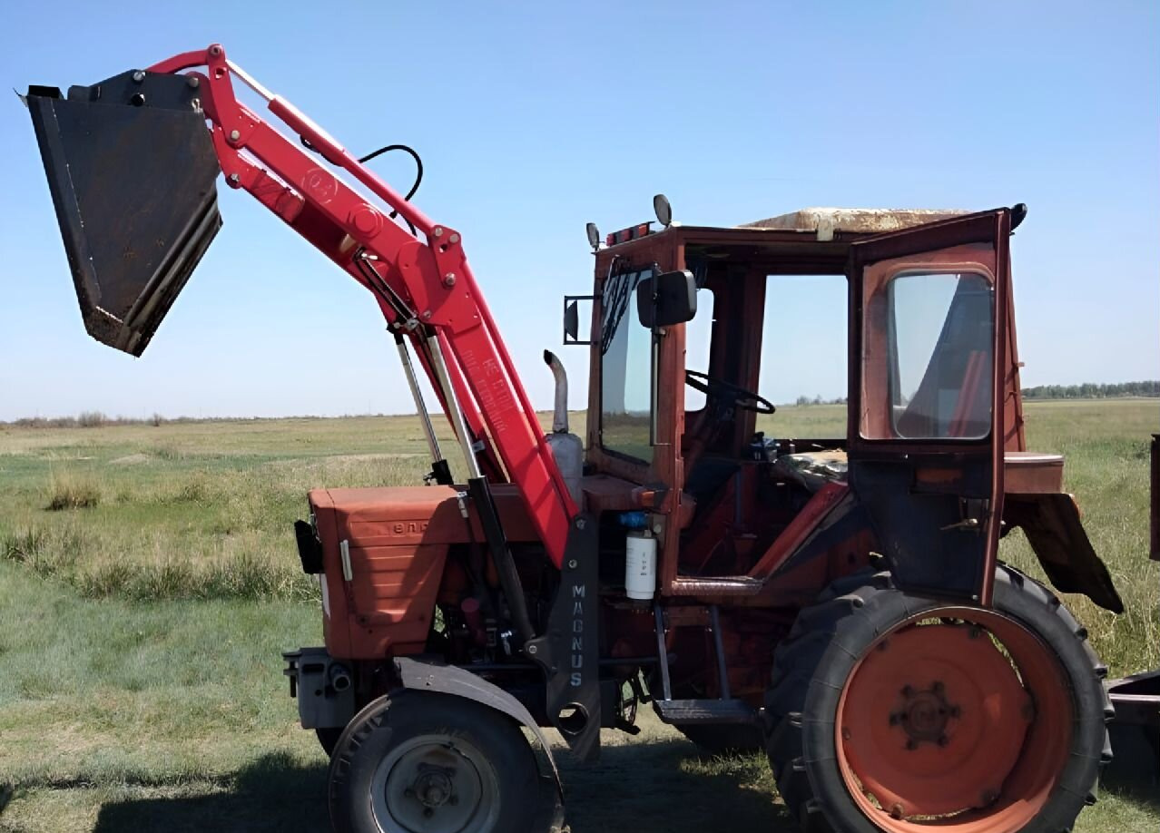 Magnus ПЛ-0,4 - Фронтальный погрузчик для трактора: фото 1 Magnus ПЛ-0,4 - Фронтальный погрузчик для трактора: фото 1