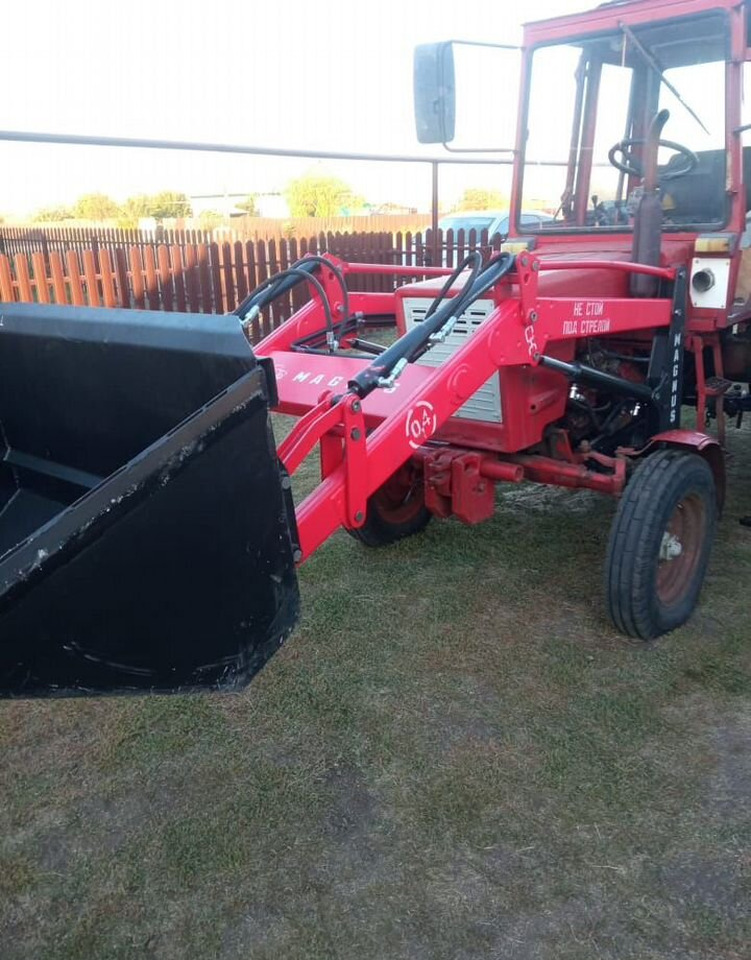 Magnus ПЛ-0,4 - Фронтальный погрузчик для трактора: фото 4 Magnus ПЛ-0,4 - Фронтальный погрузчик для трактора: фото 4