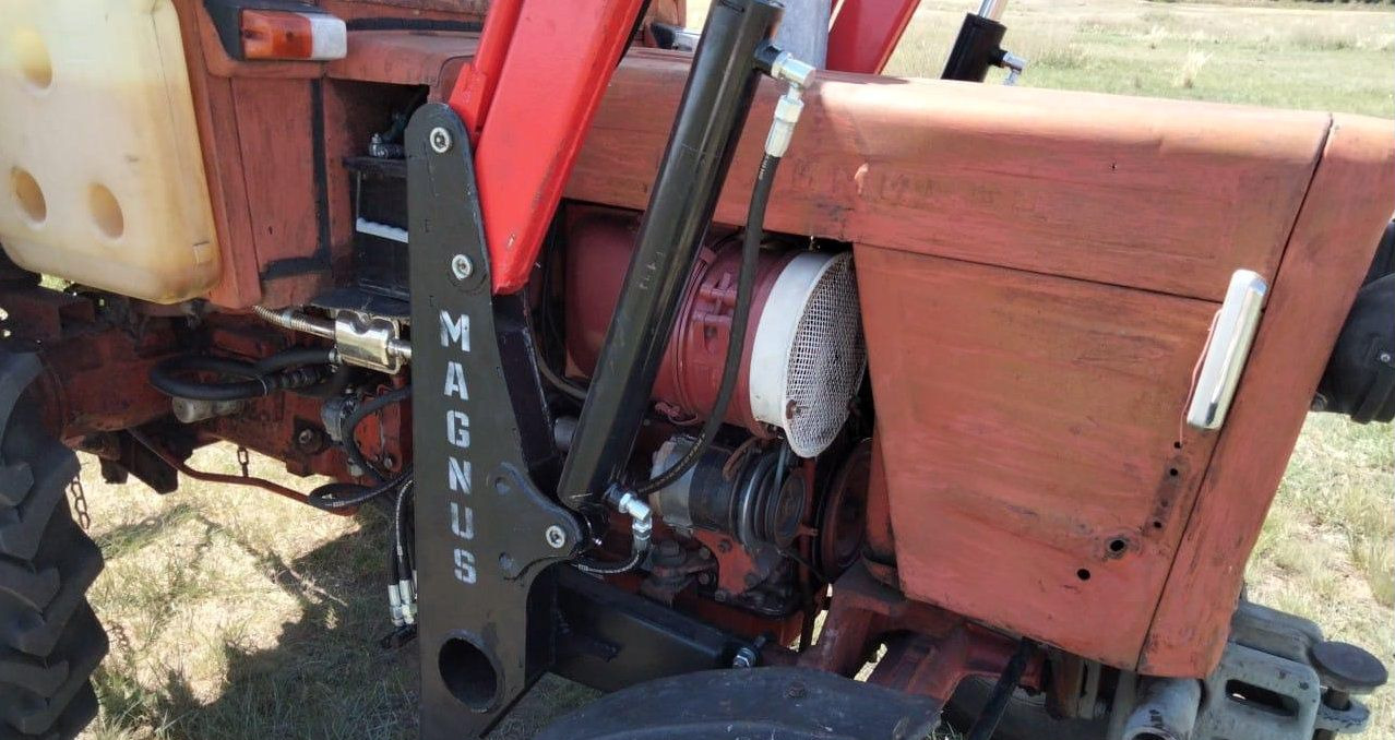 Новый Фронтальный погрузчик для трактора Magnus ПЛ-0,4: фото 8 Новый Фронтальный погрузчик для трактора Magnus ПЛ-0,4: фото 8