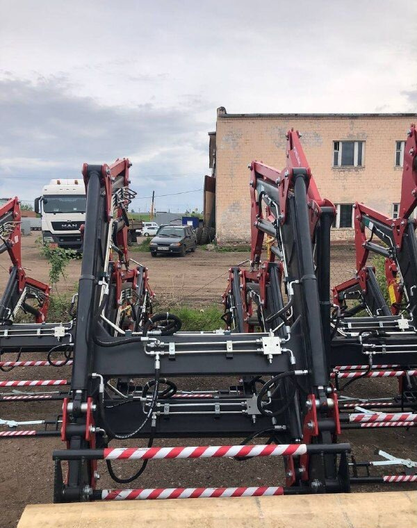 Новый Фронтальный погрузчик для трактора Metal-Fach T-219/2: фото 10 Новый Фронтальный погрузчик для трактора Metal-Fach T-219/2: фото 10