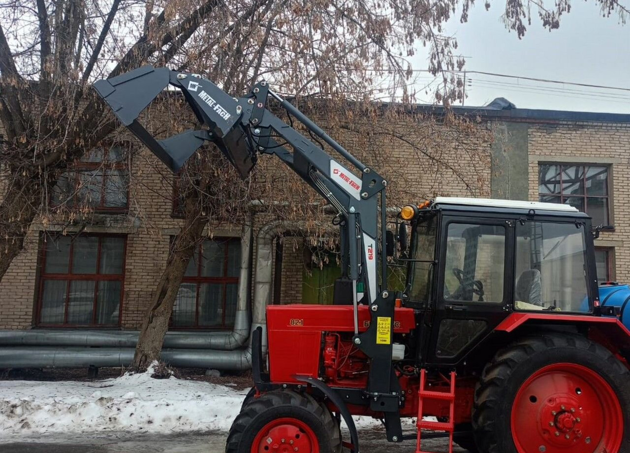 Metal-Fach Т219 Вепрь - Фронтальный погрузчик для трактора: фото 1 Metal-Fach Т219 Вепрь - Фронтальный погрузчик для трактора: фото 1