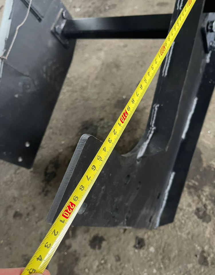 Новый Отвал Отвал гидро 2.5м оборотный метал/резин лезвие мтз: фото 27