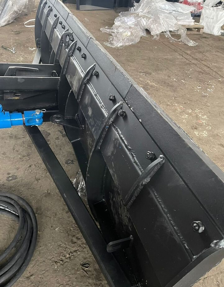 Новый Отвал Отвал гидро 2.5м оборотный метал/резин лезвие мтз: фото 20