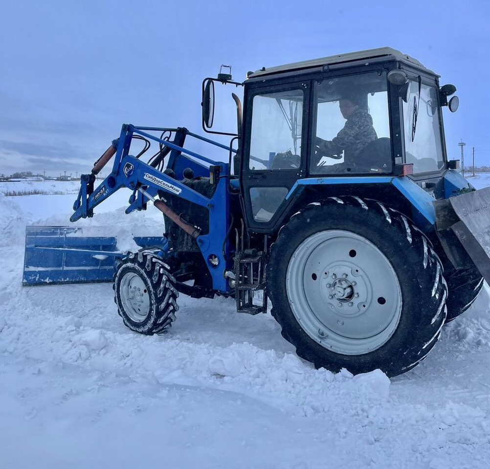 Новый Отвал Отвал гидро 2.5м оборотный метал/резин лезвие мтз: фото 9